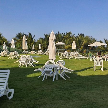Guarajuba Pe Na Areia Apartment ภายนอก รูปภาพ