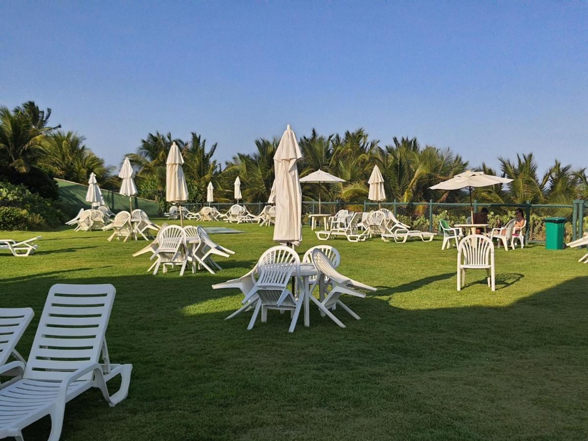 Guarajuba Pe Na Areia Apartment ภายนอก รูปภาพ